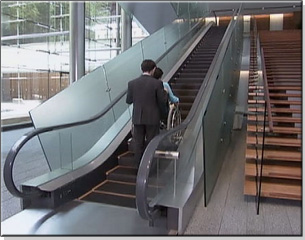 Barrier-free escalator