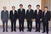 Photograph of the Prime Minister attending a commemorative photograph session with the Parliamentary Secretary Manabu Sakai 2