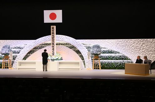 Photograph of the Prime Minister delivering an address at the Ceremony to Commemorate the Second Anniversary of the Great East Japan Earthquake