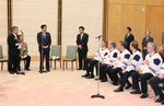Photograph of the Prime Minister receiving a courtesy call from an ice hockey team from Portland, Maine 1