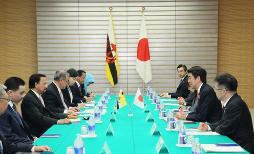 Photograph of the Prime Minister attending the Japan-Brunei Summit Meeting