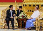 Photograph of the Japan-Myanmar Summit Meeting