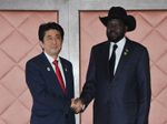 Photograph of Prime Minister Abe shaking hands with President Salva Kiir of the Republic of South Sudan