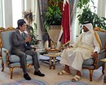 Photograph of the Prime Minister holding talks with Amir His Highness Sheikh Tamim Bin Hamad Al Thani