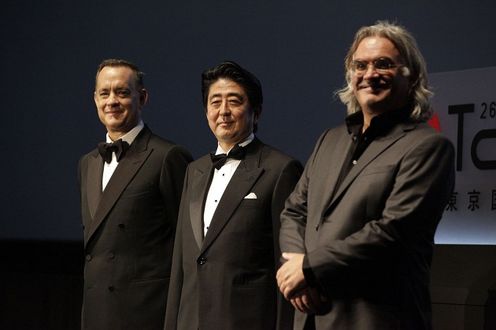 Photograph of the Prime Minister posing for a commemorative photograph at the opening ceremony of the Tokyo International Film Festival (TIFF)