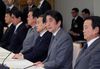 Photograph of the Prime Minister delivering an address at the meeting of the Headquarters for Japan's Economic Revitalization (1)