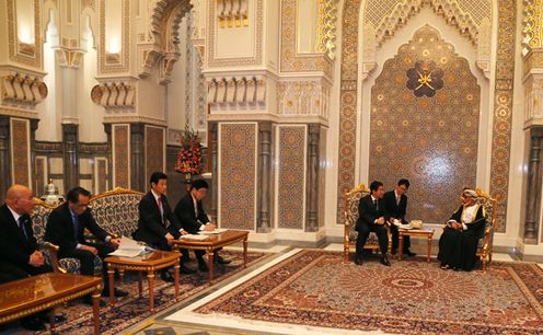 Photograph of the Japan-Oman Summit Meeting (2)