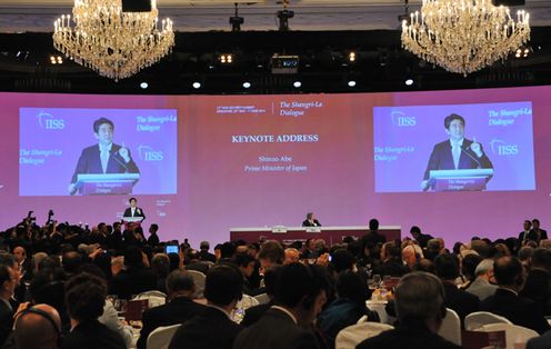 Photograph of the Prime Minister delivering a keynote address at the Asia Security Summit (Shangri-La Dialogue)  (3)