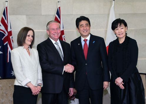 Photograph of the Prime Minister receiving a courtesy call from the Premier of West Australia