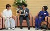 Photograph of the Prime Minister receiving a courtesy call (1)