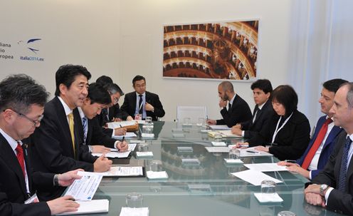 Photograph of the Japan-Italy Summit Meeting