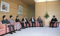 Photograph of the courtesy call from the members of the New Japan-China Friendship Committee for the 21st Century