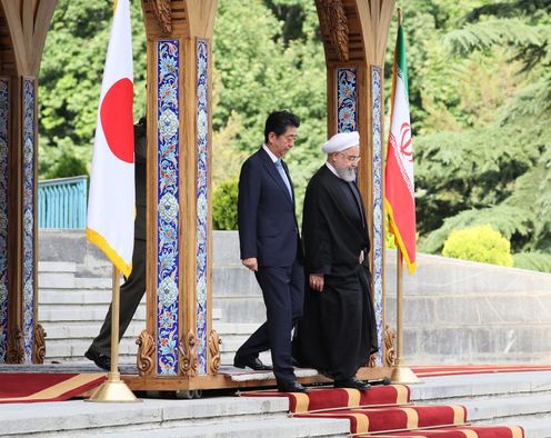 Photograph of the Prime Minister attending the welcome ceremony (5)