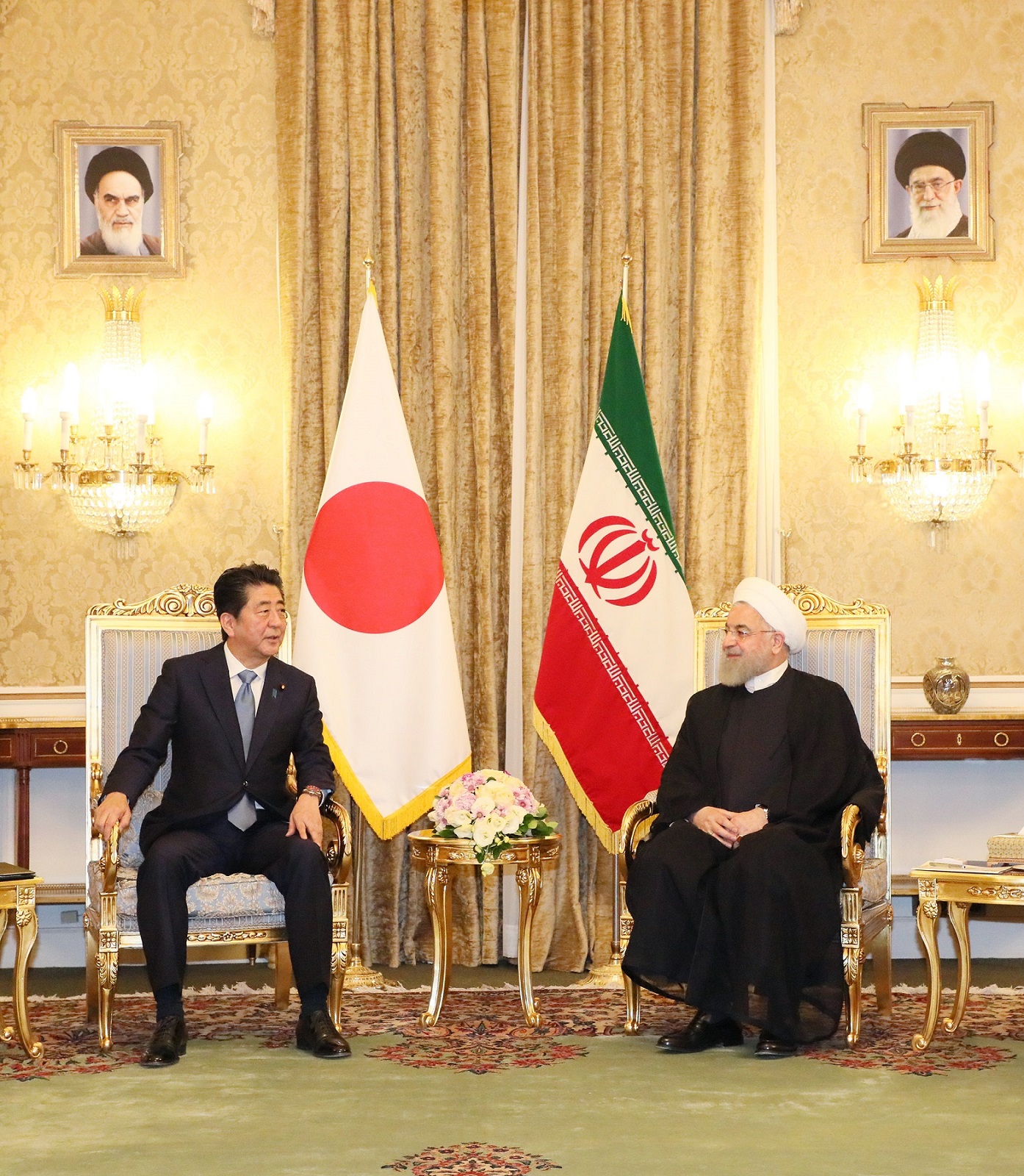 Photograph of the Japan-Iran Summit Meeting (4)