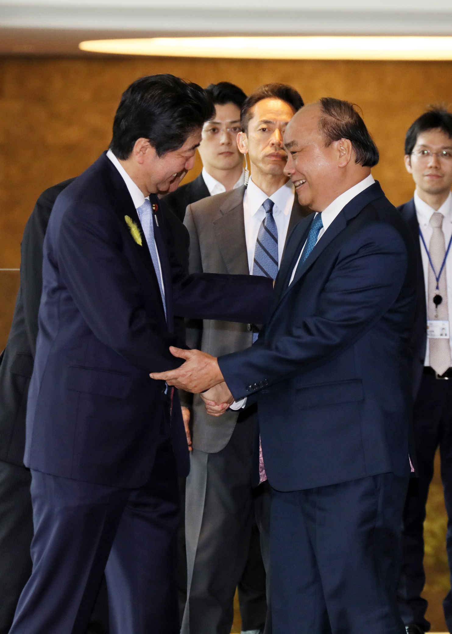 Photograph of the leaders shaking hands (3)