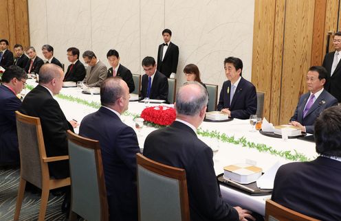 Photograph of the Japan-Turkey Summit Meeting (1)