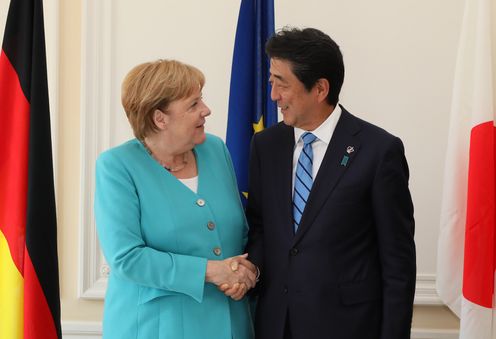 Photograph of the Japan-Germany Summit Meeting (2)