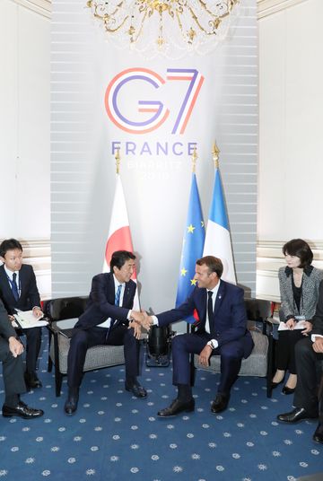 Photograph of the Japan-France Summit Meeting (3)