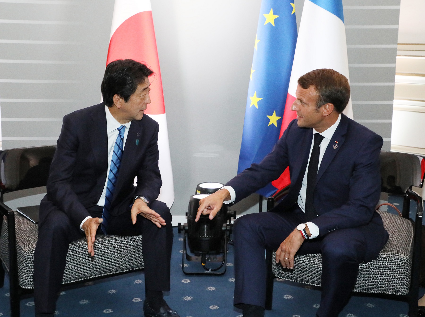 Photograph of the Japan-France Summit Meeting (4)