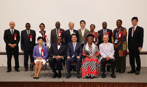 Photograph of the symposium hosted by the Sasakawa Africa Association (3)