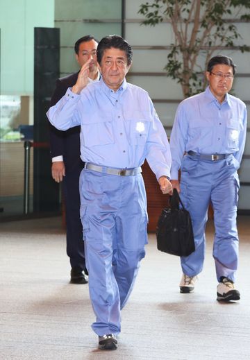 Photograph of the Prime Minister walking to the assembling point