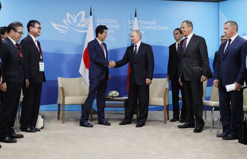 Photograph of the Japan-Russia Summit Meeting (2)