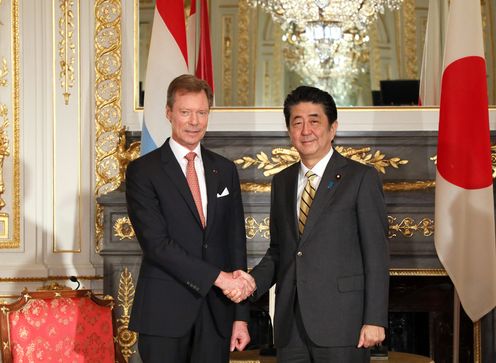 Photograph of the talk with the Grand Duke of Luxembourg (1)