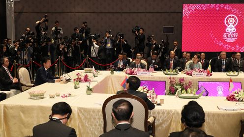 Photograph of the ASEAN-Japan Summit (2)