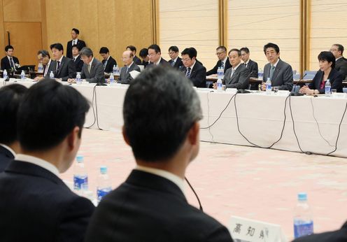 Photograph of the Prime Minister delivering an address (3)