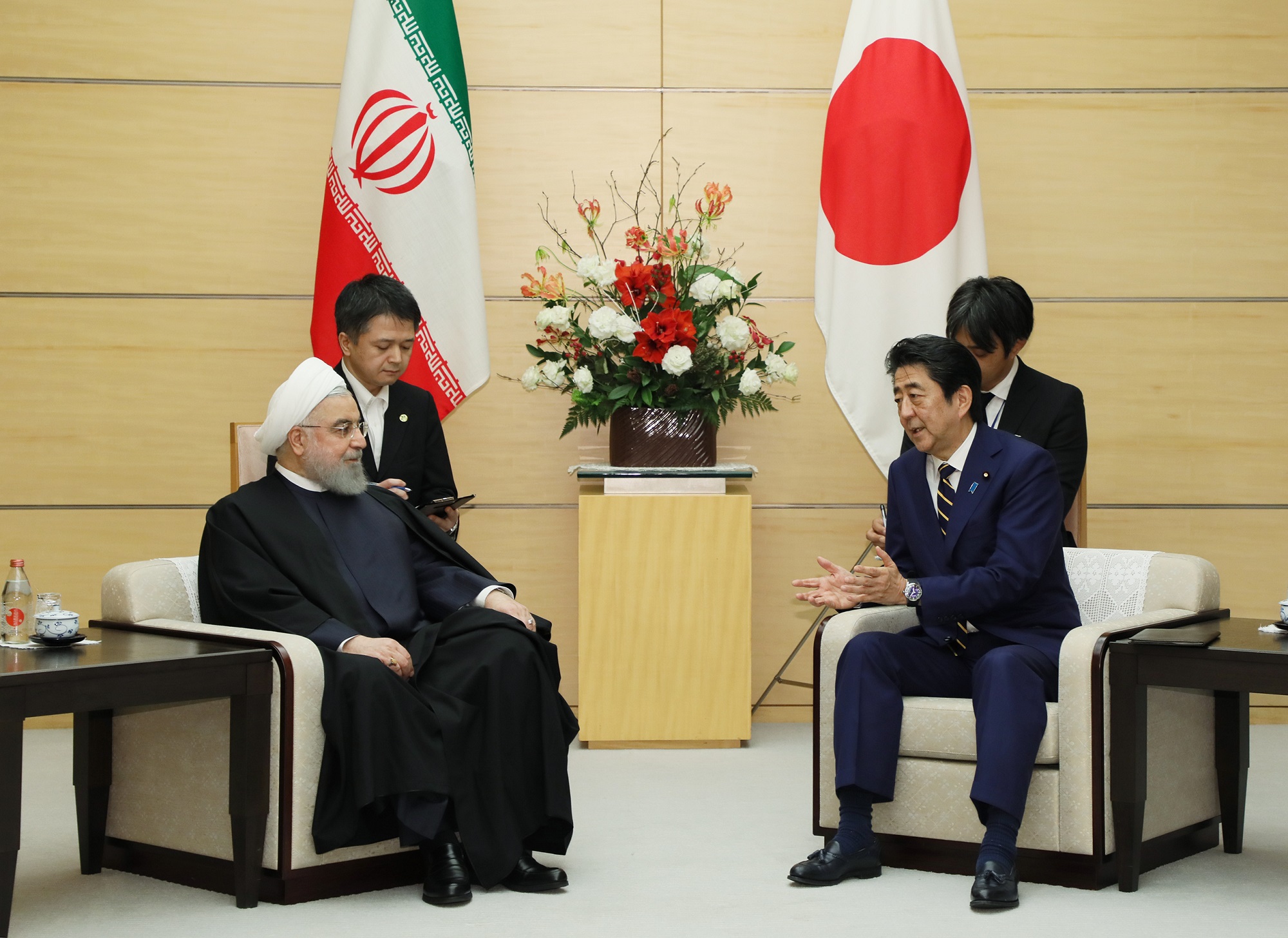 Photograph of the Japan-Iran Summit Meeting (3)