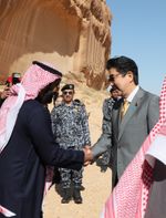 Photograph of the Prime Minister visiting Madain Saleh (1)