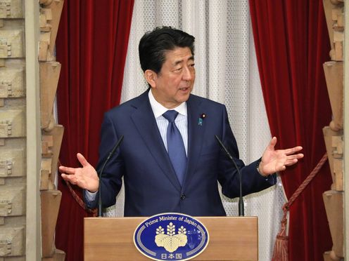 Photograph of the Prime Minister delivering an address at the dinner banquet hosted by the Prime Minister (4)