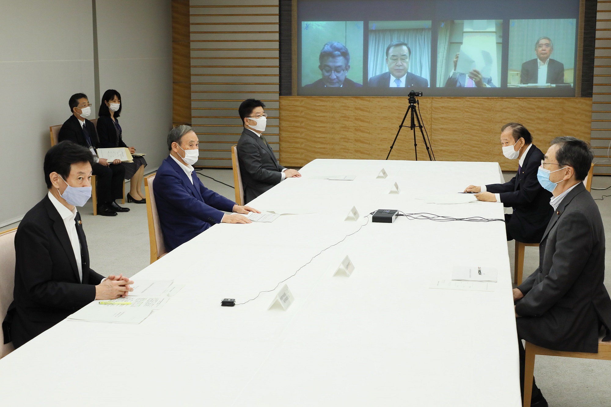 Photograph of the Prime Minister attending the meeting (1)