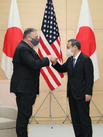 Photograph of the Prime Minister receiving the courtesy call（3）