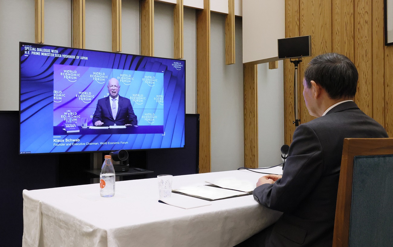 Photograph of the Prime Minister attending the video conference (3)