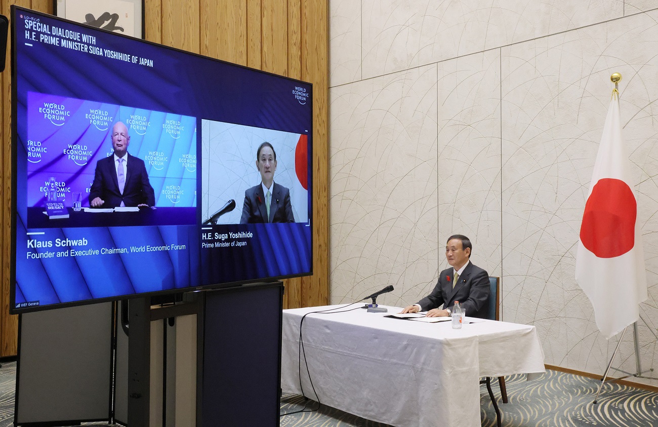 Photograph of the Prime Minister attending the video conference (4)