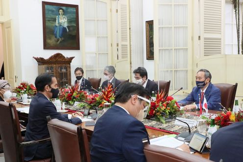 Photograph of the Japan-Indonesia Summit Meeting (3)