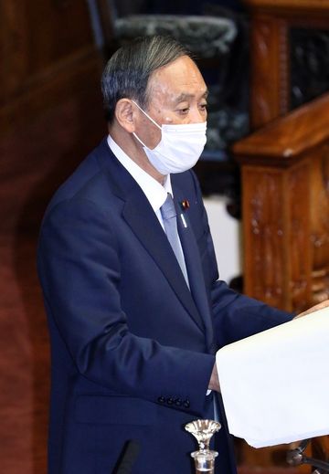 Photograph of the Prime Minister delivering a policy speech during the plenary session of the House of Councillors (4)