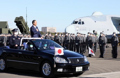 Photograph of the Prime Minister reviewing units (3)