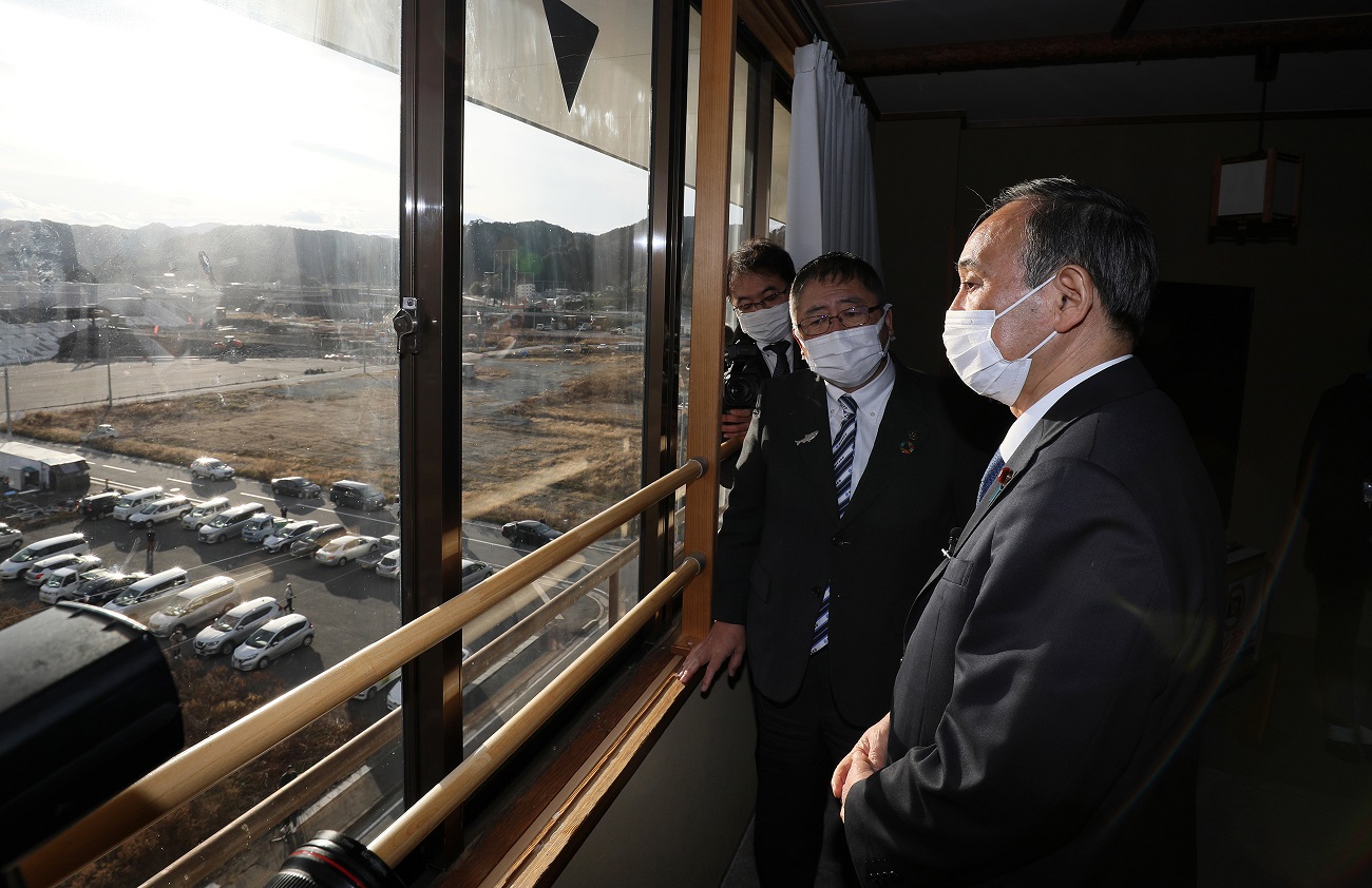  Photograph of the Tsunami Remains Taro Kanko Hotel (4)
