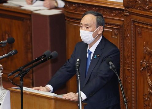 Photograph of the Prime Minister delivering a policy speech during the plenary session of the House of Representatives (9)