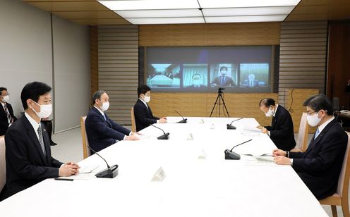 Photograph of the Prime Minister attending the meeting (3)