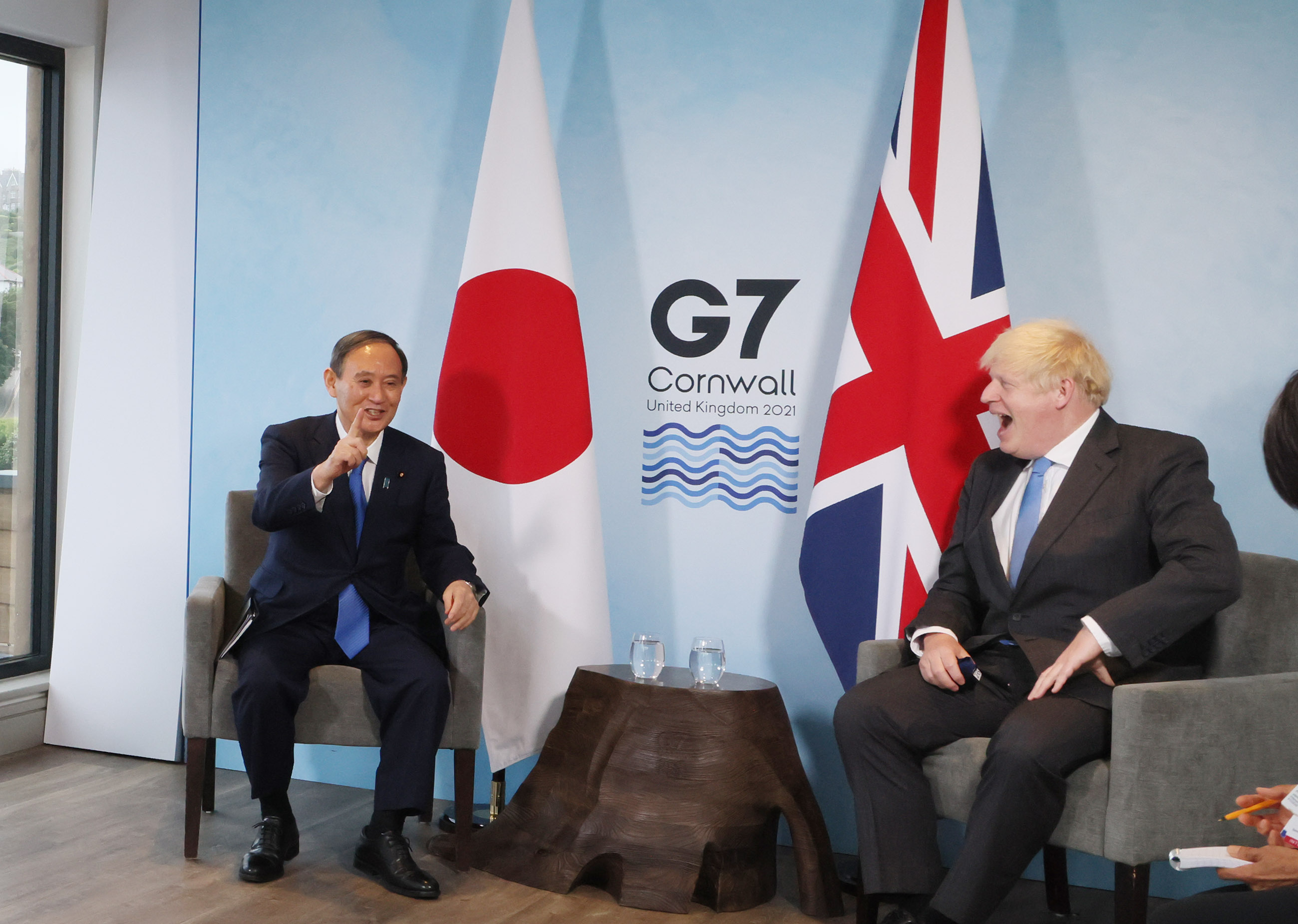 Photograph of the Japan-U.K. summit meeting (3)