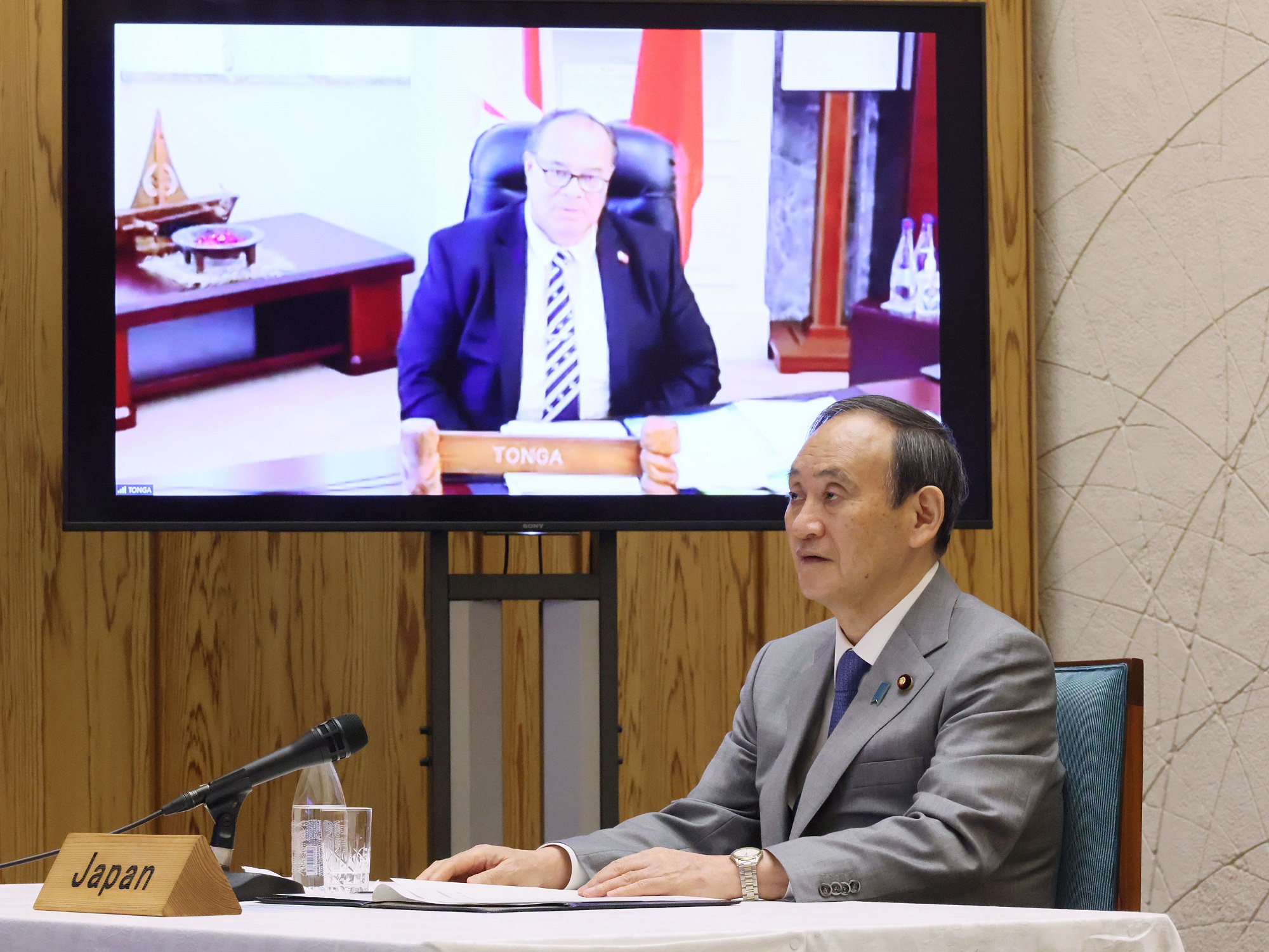 Photograph of the Japan-Tonga video conference summit meeting (1)