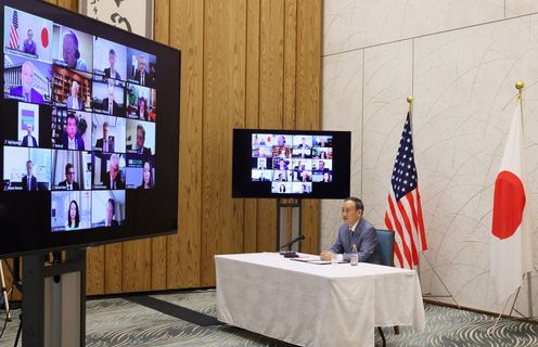 Photograph of the Prime Minister holding a video teleconference meeting (1)