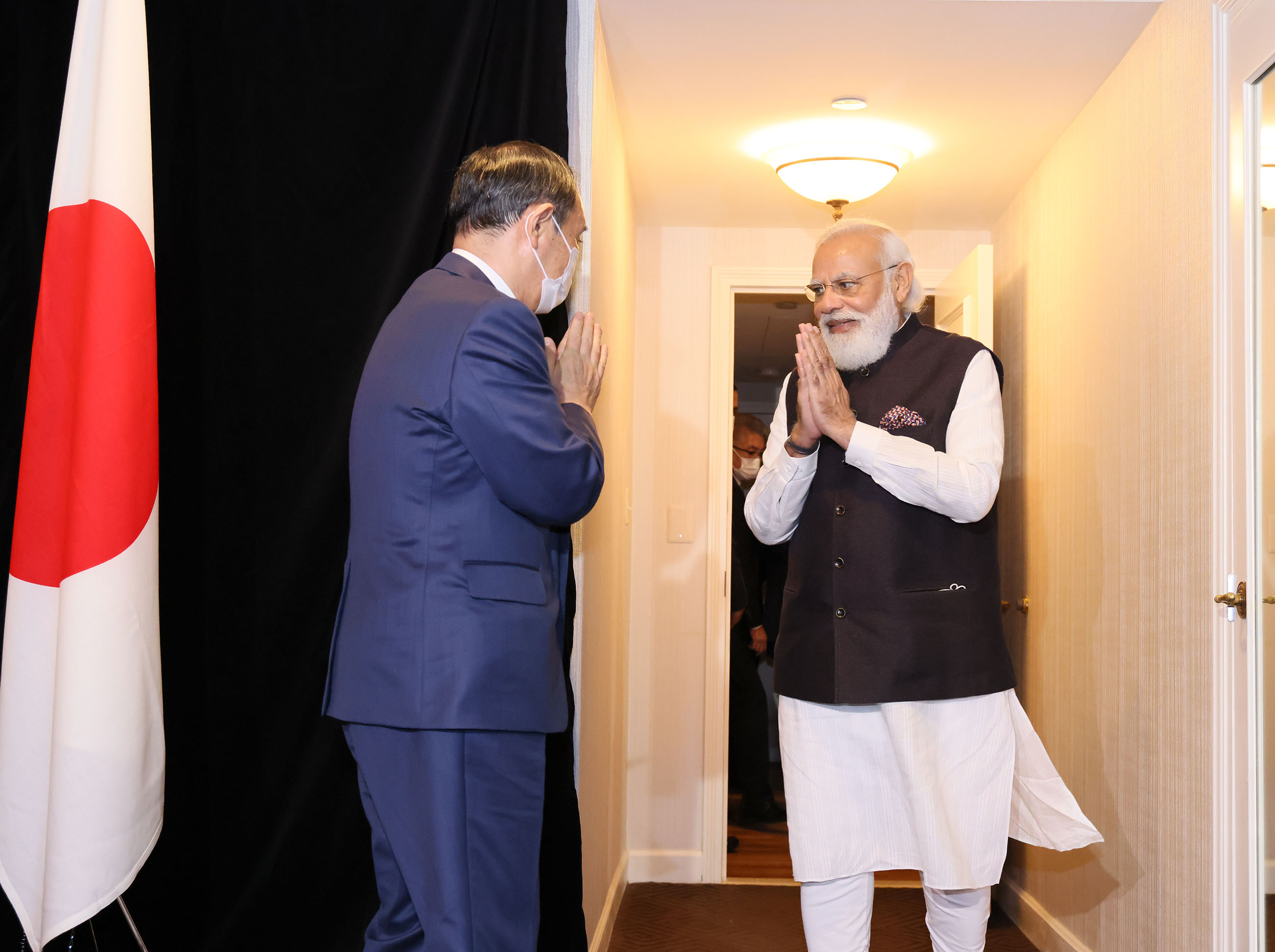 Photograph  of the Japan-India summit meeting (2)