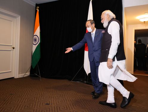 Photograph  of the Japan-India summit meeting (3)