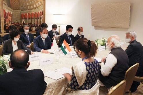 Photograph  of the Japan-India summit meeting (5)