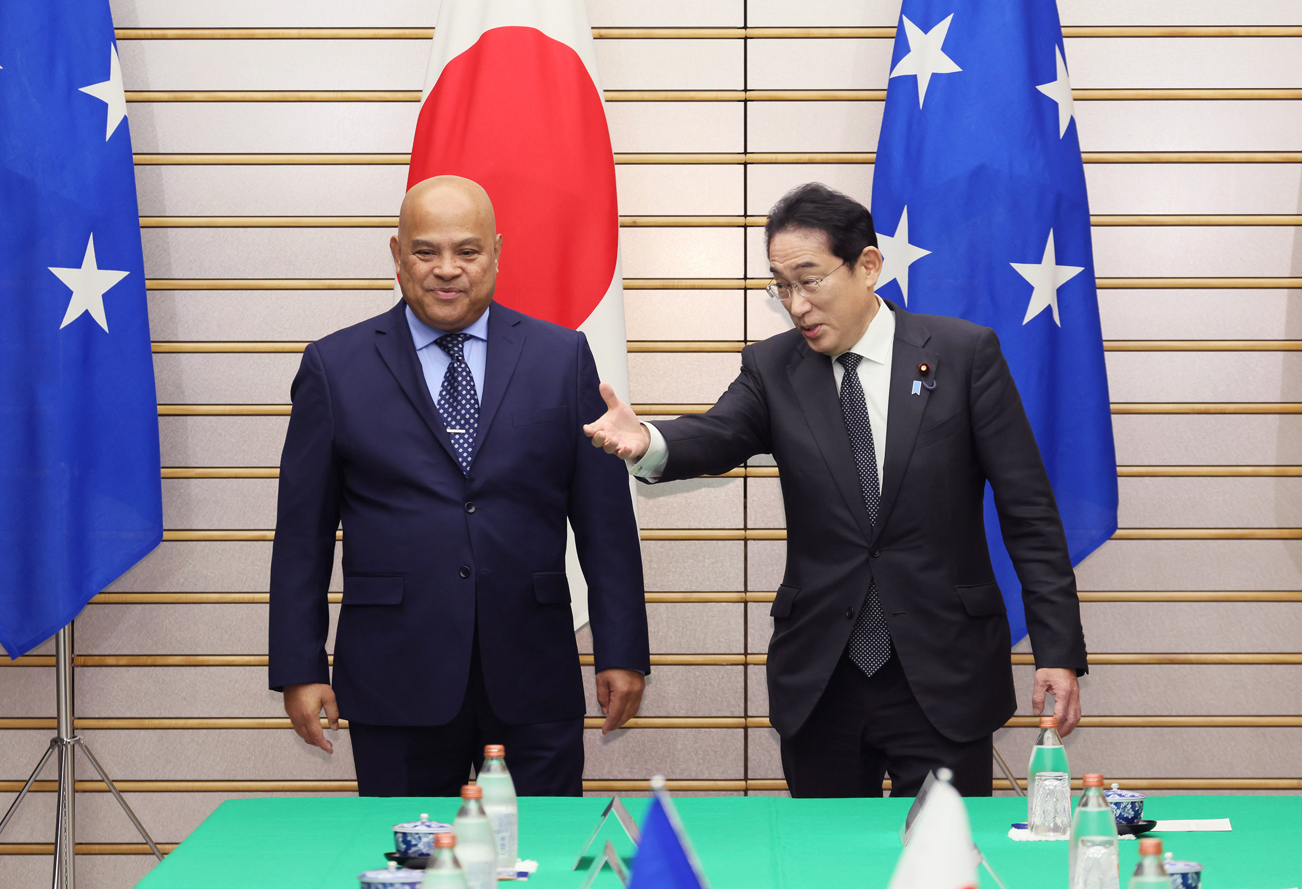Japan-Micronesia summit meeting (3)