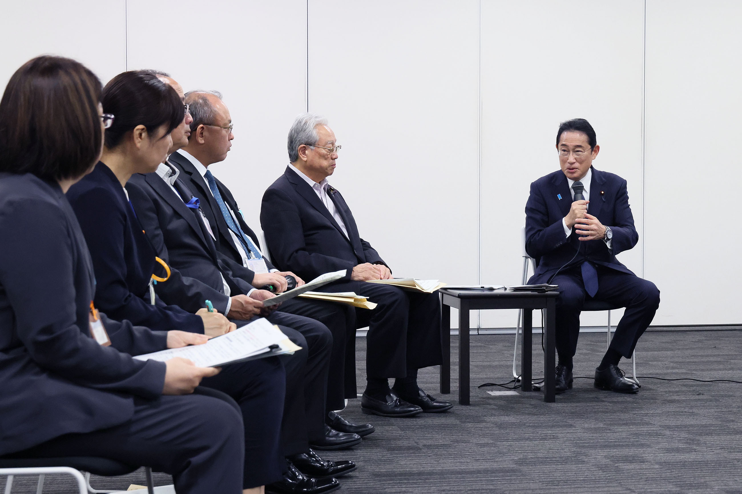 Prime Minister Kishida making remarks in an exchange of views (4)